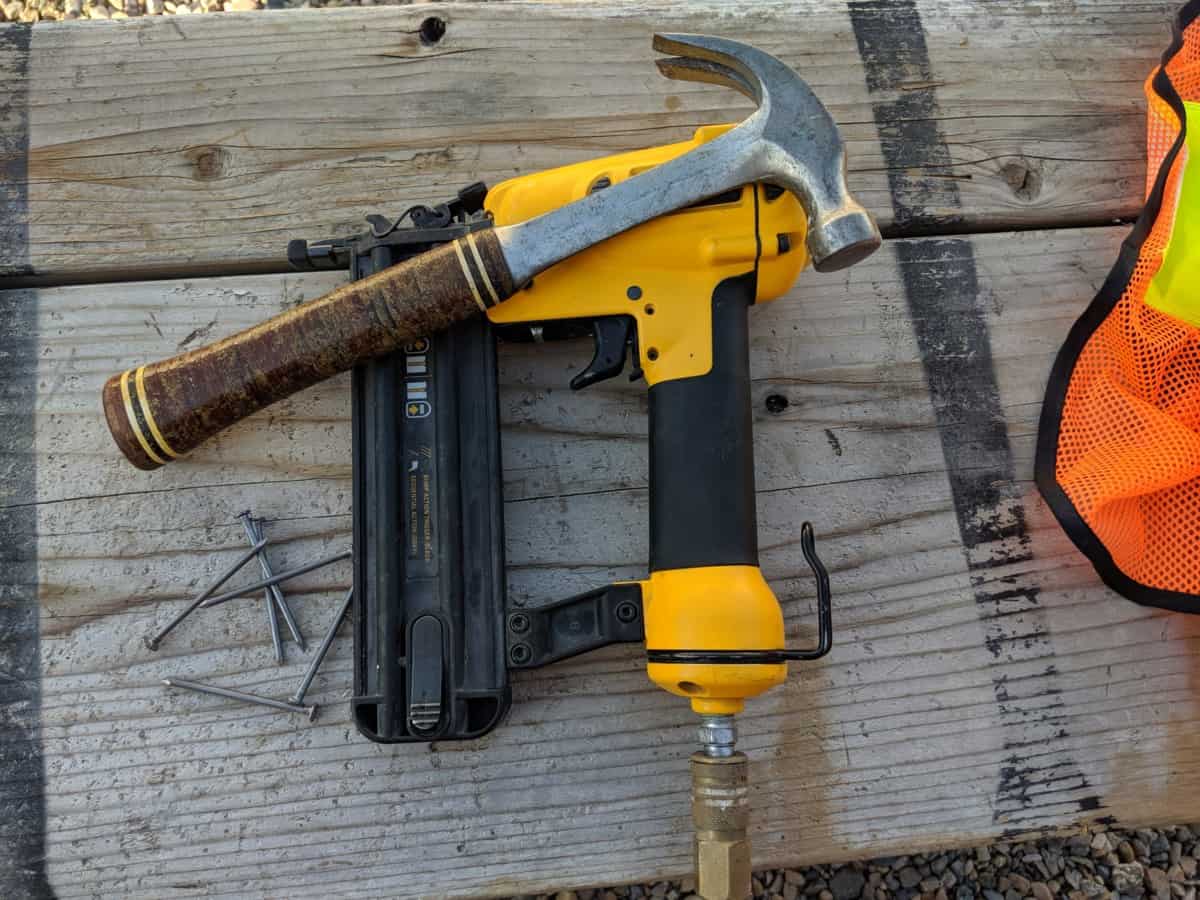 Roofing Hammer Vs Framing Hammer What’s the Difference? Roof Hippie